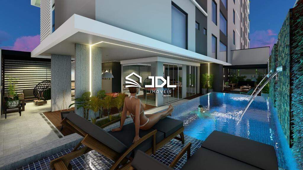 Apartamento à venda no bairro Meia Praia: 