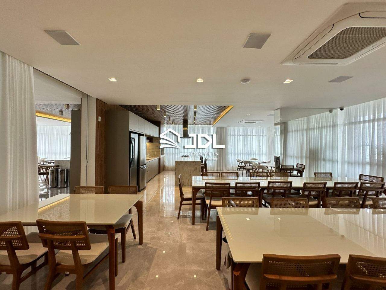 Apartamento à venda no bairro Centro: 