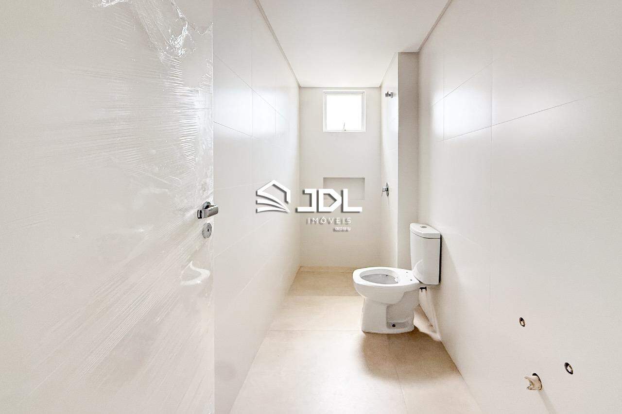 Apartamento à venda no bairro Ponta Aguda: 