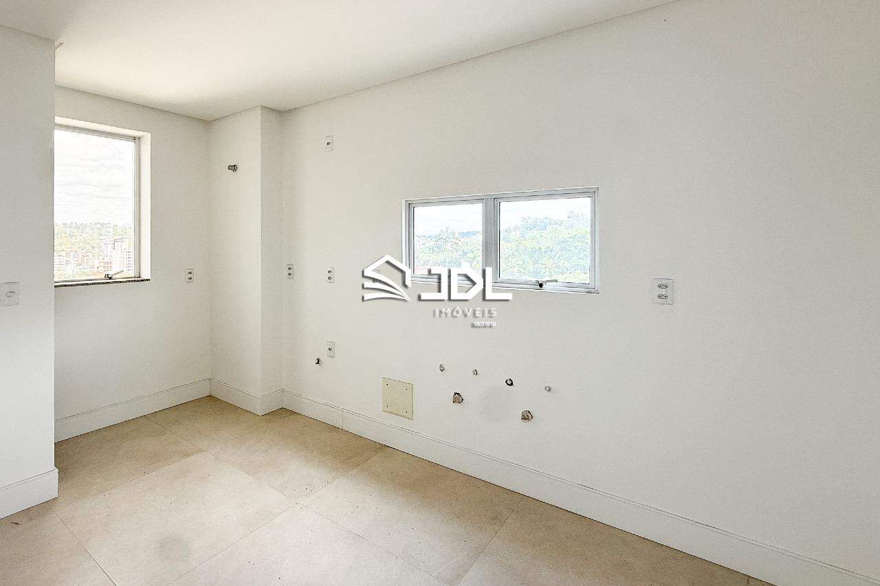 Apartamento à venda no bairro Ponta Aguda: 