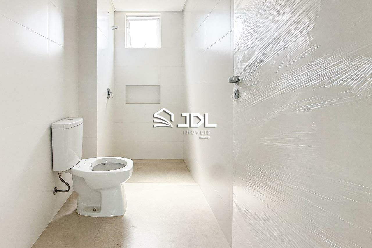 Apartamento à venda no bairro Ponta Aguda: 