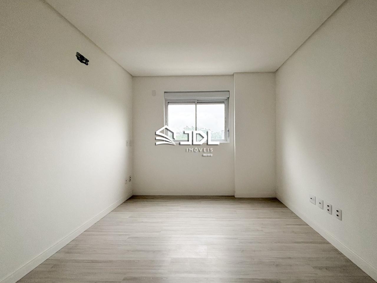 Apartamento à venda no bairro Escola Agrícola: