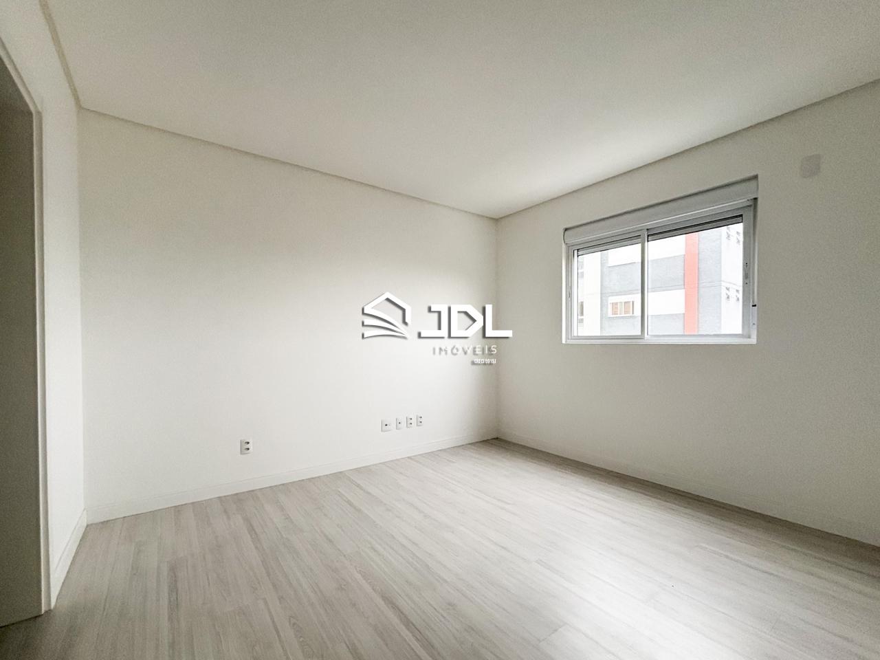 Apartamento à venda no bairro Escola Agrícola: