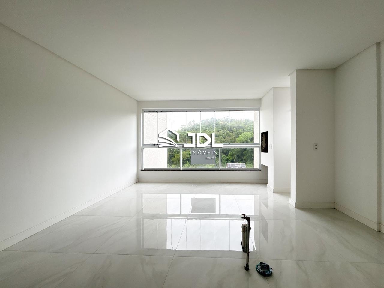 Apartamento à venda no bairro Escola Agrícola: