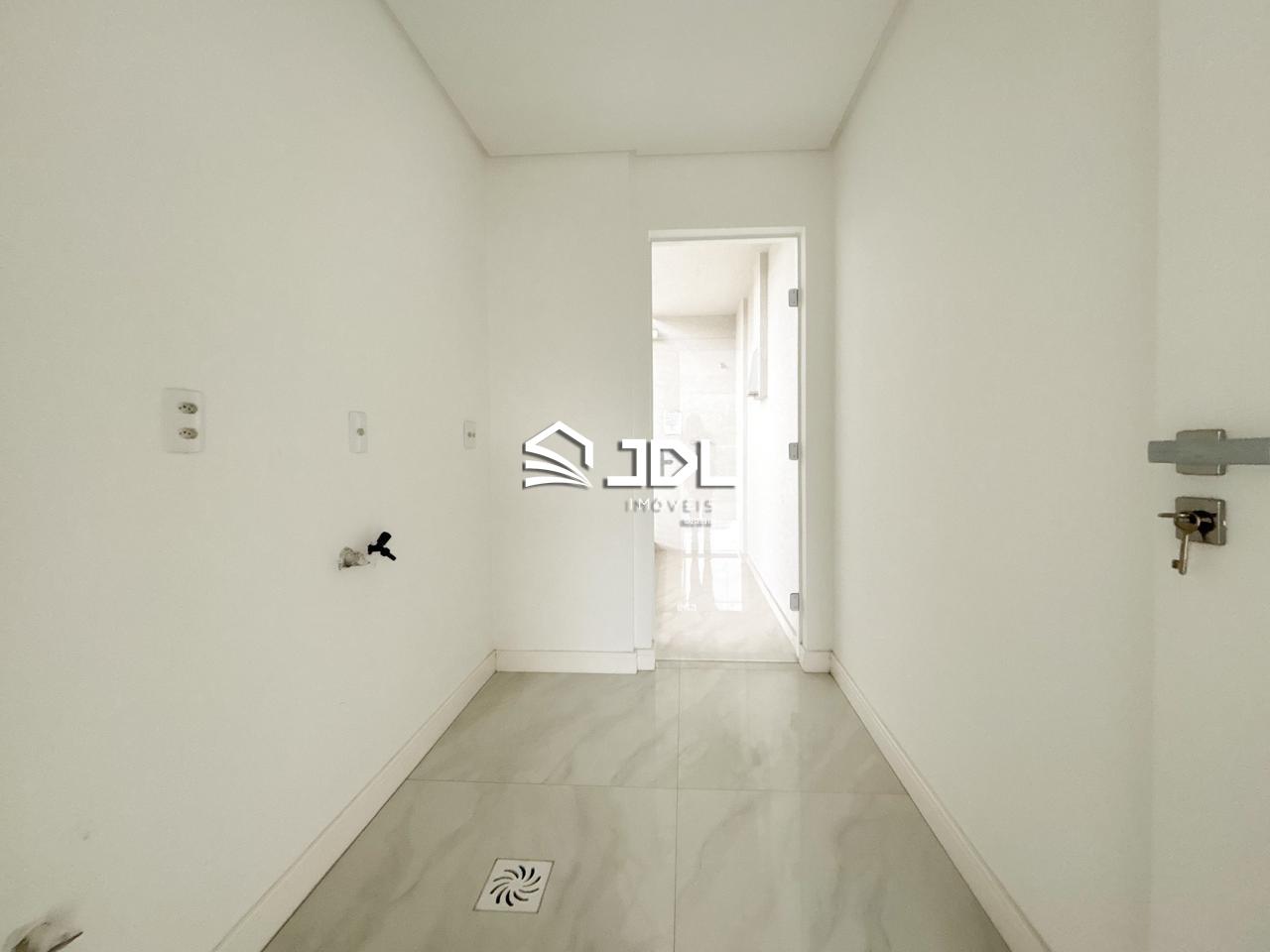 Apartamento à venda no bairro Escola Agrícola: