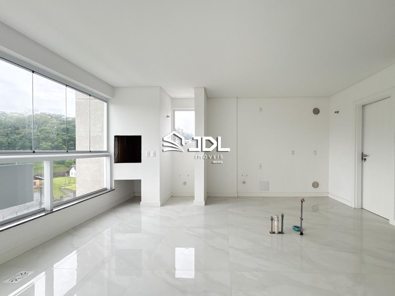 Apartamento à venda no bairro Escola Agrícola: 