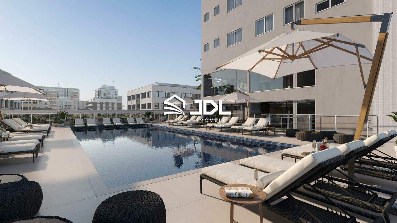 Apartamento à venda no bairro Meia Praia - foto 1