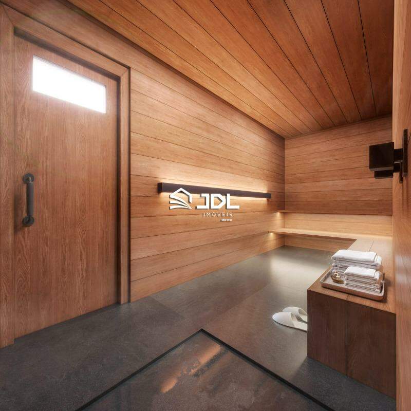 Apartamento à venda no bairro Meia Praia: 