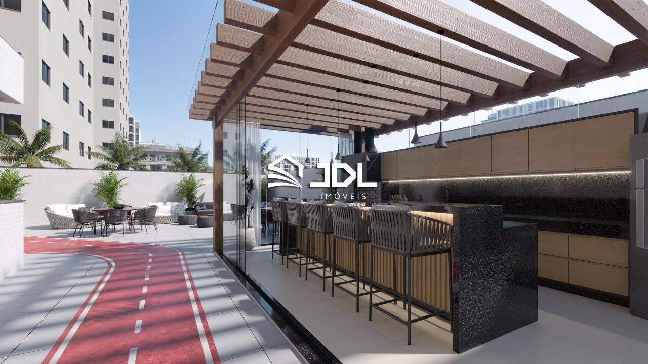 Apartamento à venda no bairro Meia Praia: 