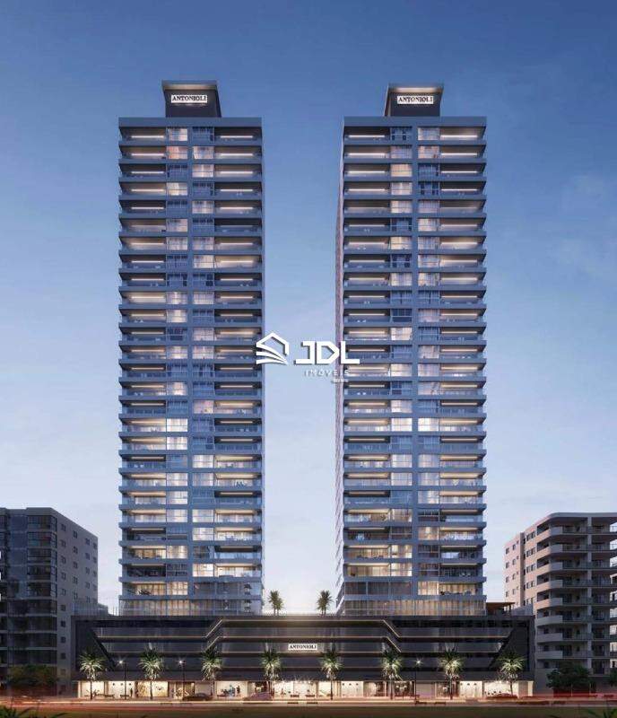Apartamento à venda no bairro Meia Praia: 