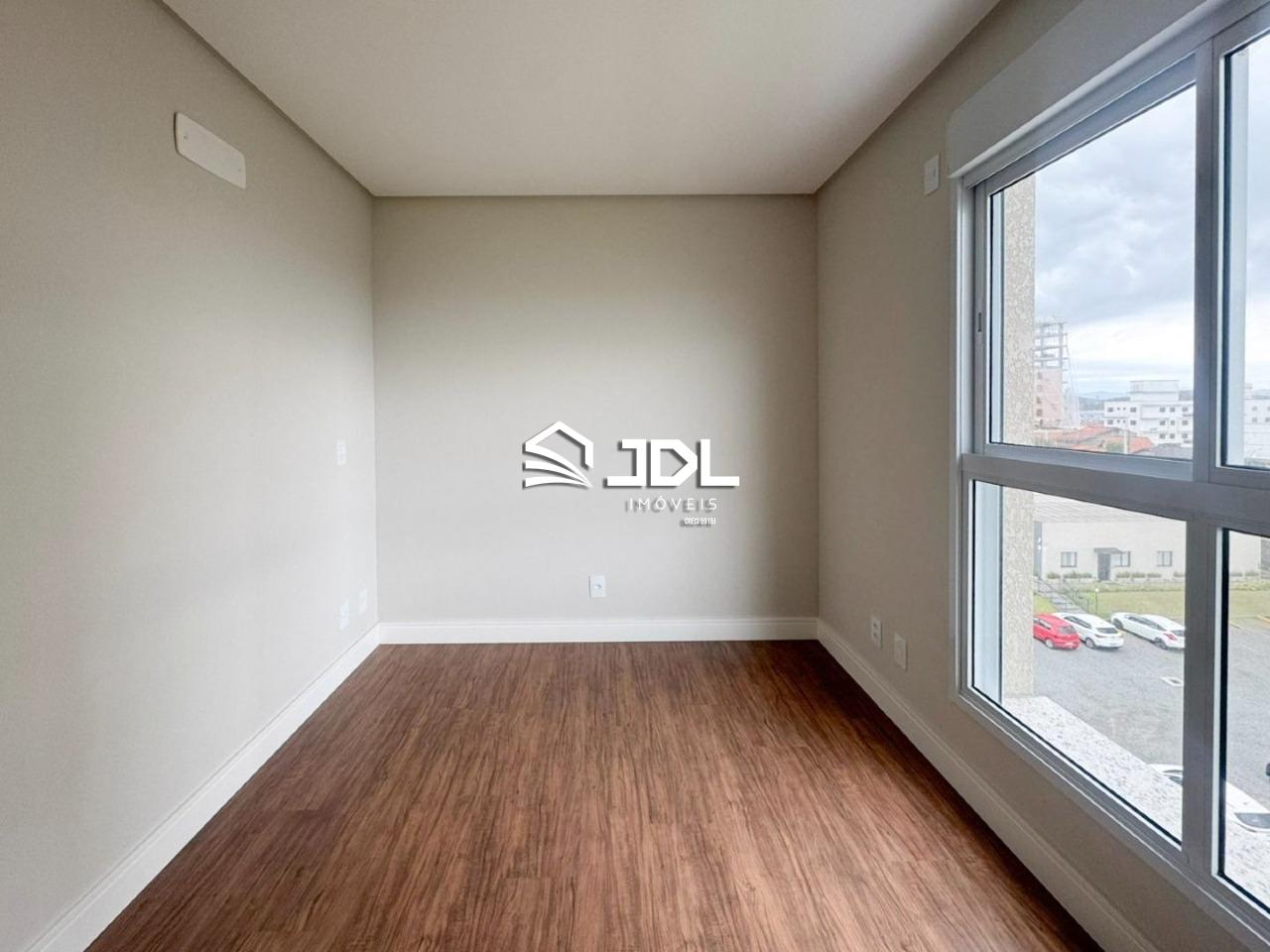 Apartamento à venda no bairro Centro: 