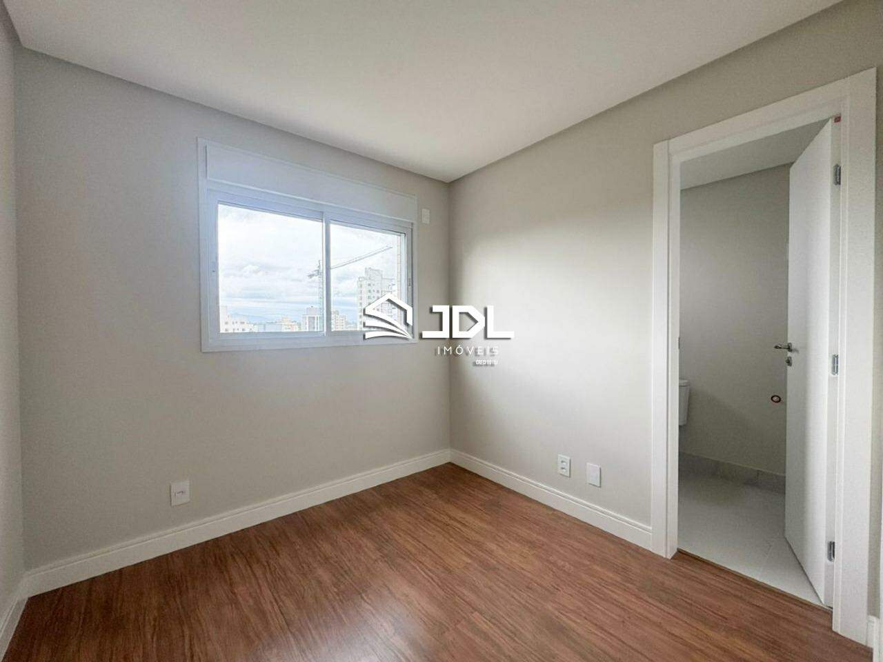 Apartamento à venda no bairro Centro: 