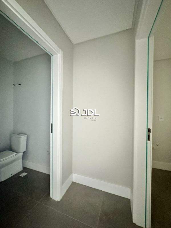 Apartamento à venda no bairro Centro: 