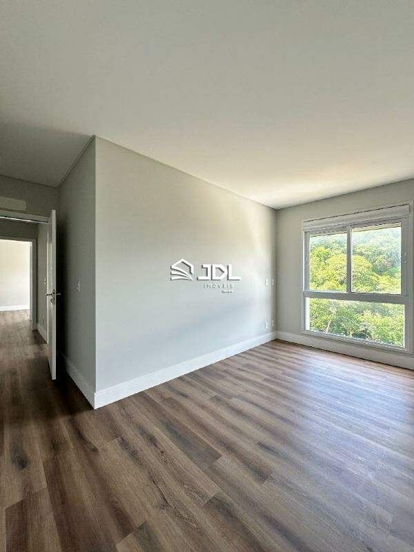 Apartamento à venda no bairro Centro: 