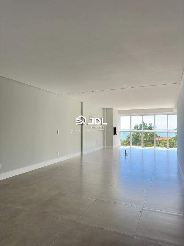 Apartamento à venda no bairro Centro: 