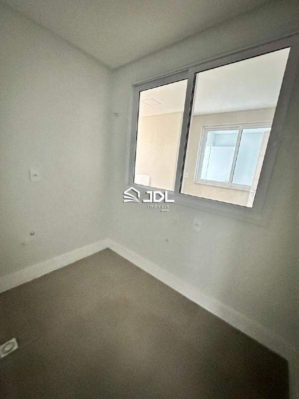 Apartamento à venda no bairro Centro: 