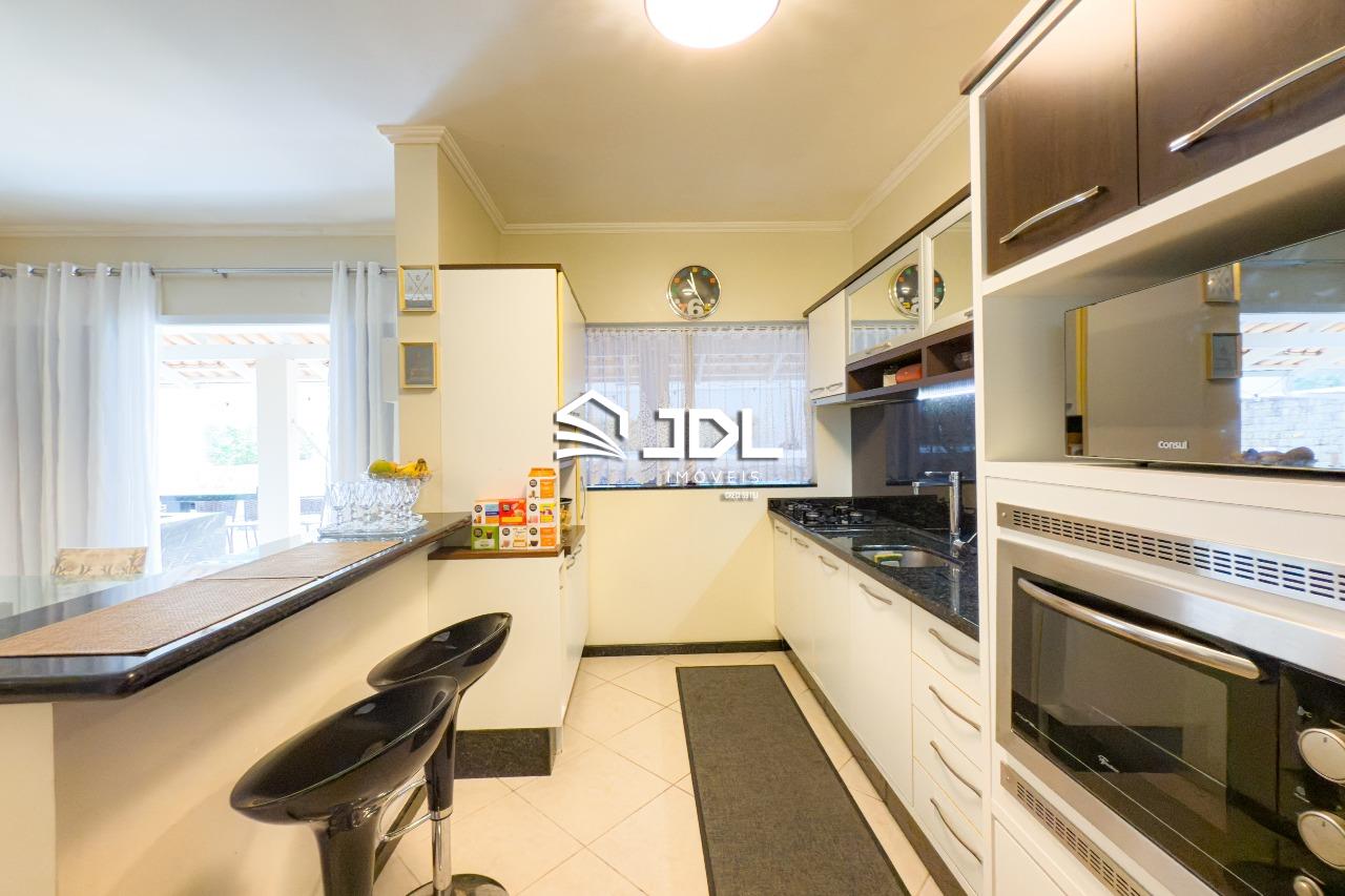 Casa à venda no bairro Itoupava Central: 