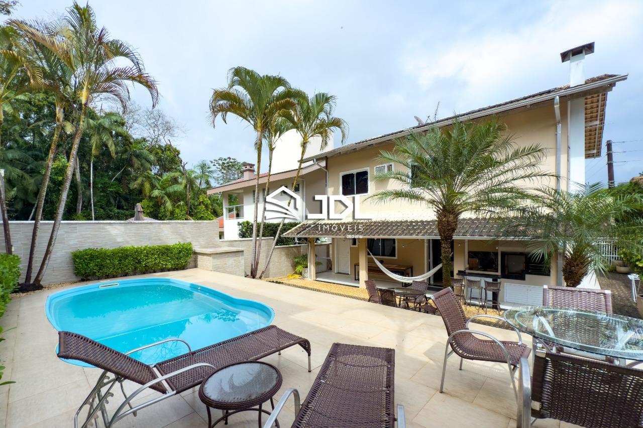 Casa à venda no bairro Itoupava Central: 