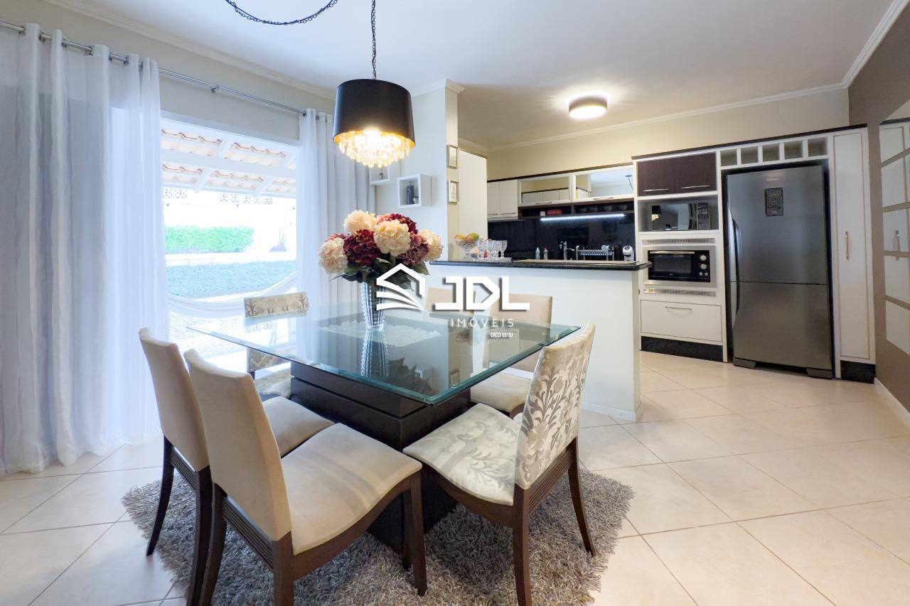 Casa à venda no bairro Itoupava Central: 