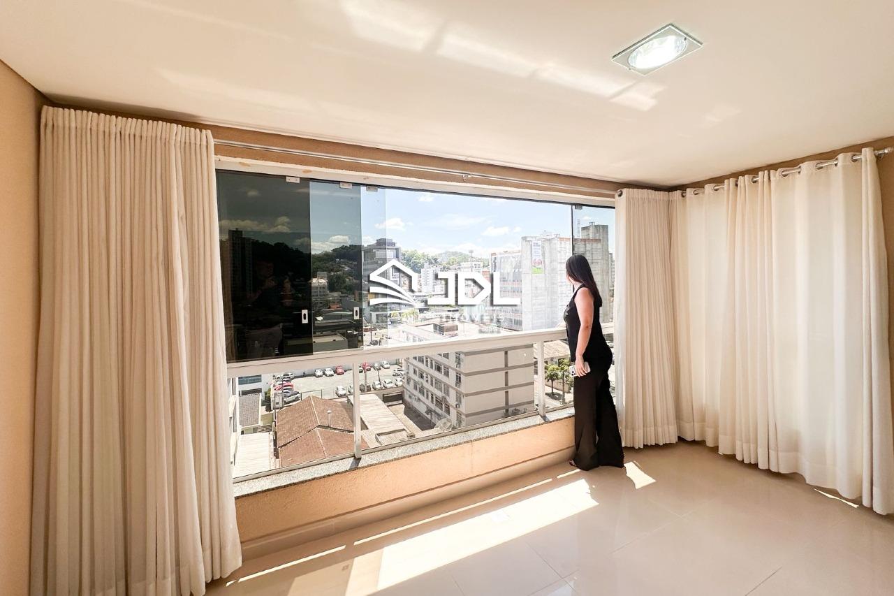 Apartamento à venda no bairro Vila Nova: 