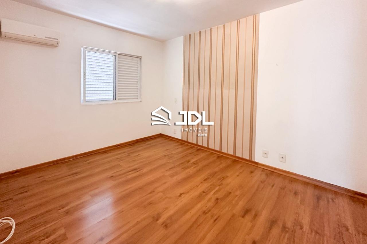 Apartamento à venda no bairro Vila Nova: 
