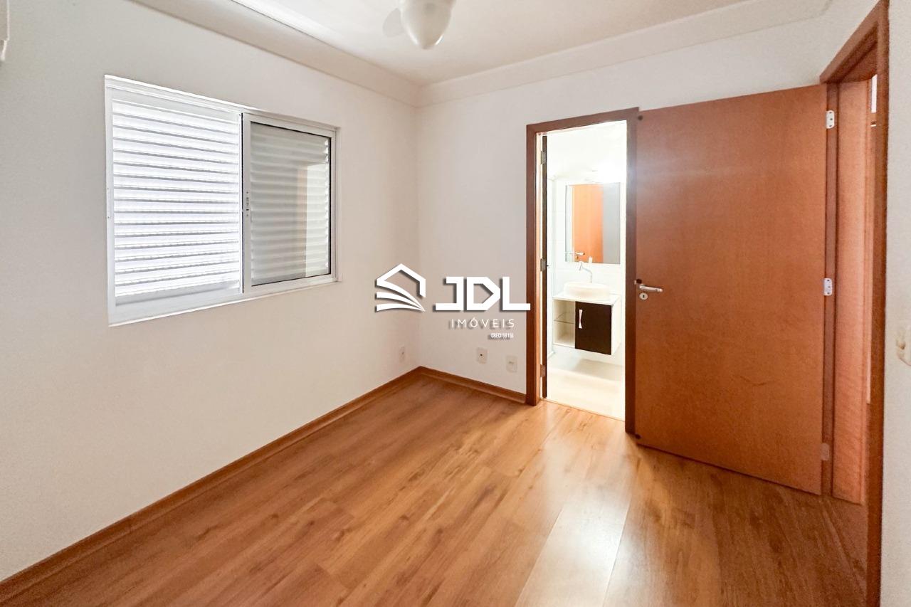 Apartamento à venda no bairro Vila Nova: 