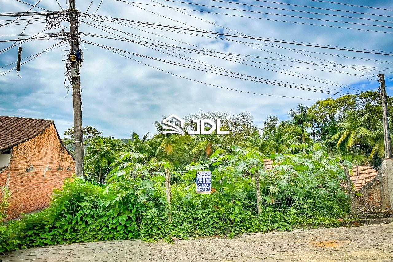 Terreno à venda no bairro Fortaleza: 