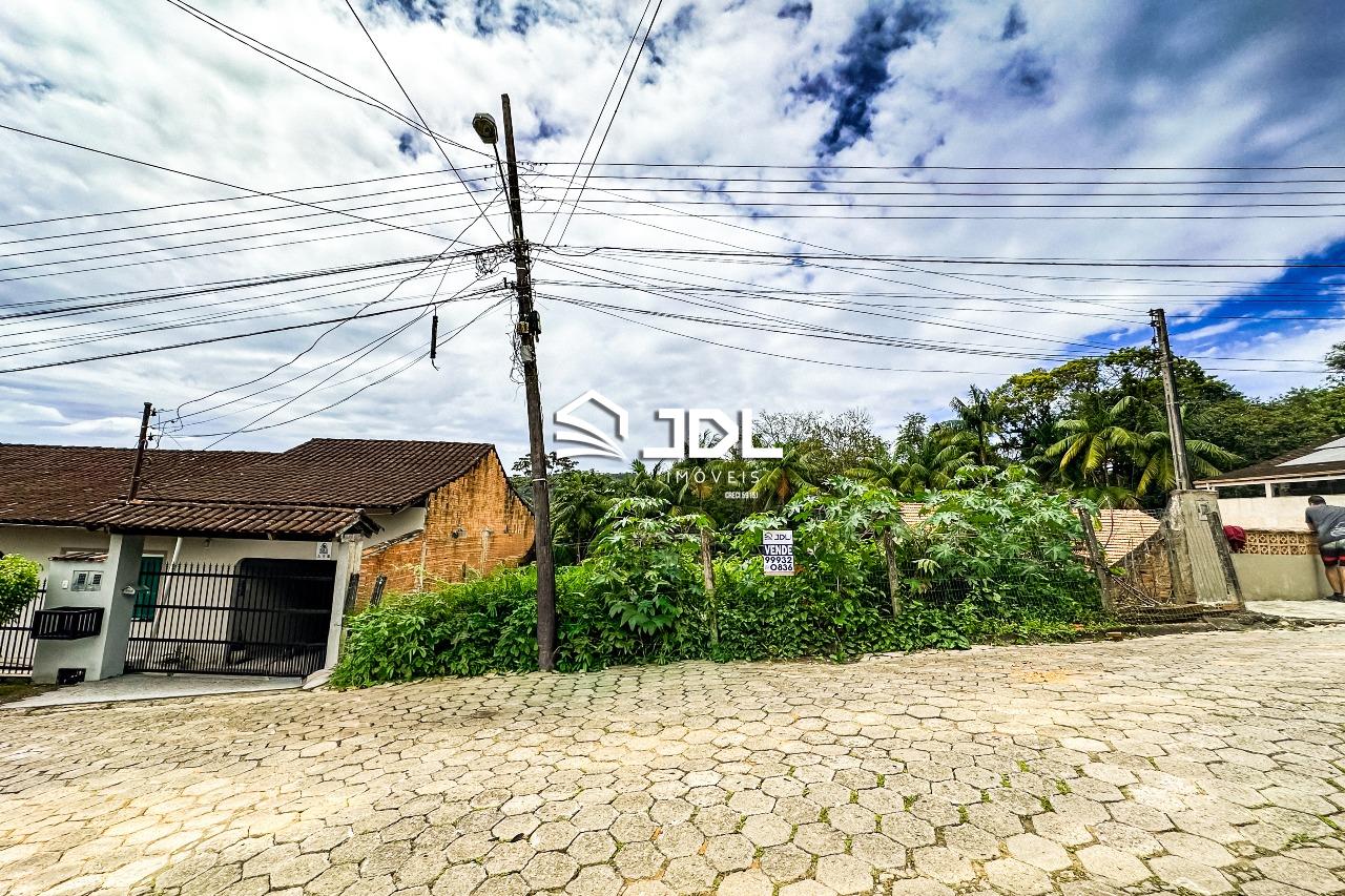 Terreno à venda no bairro Fortaleza: 