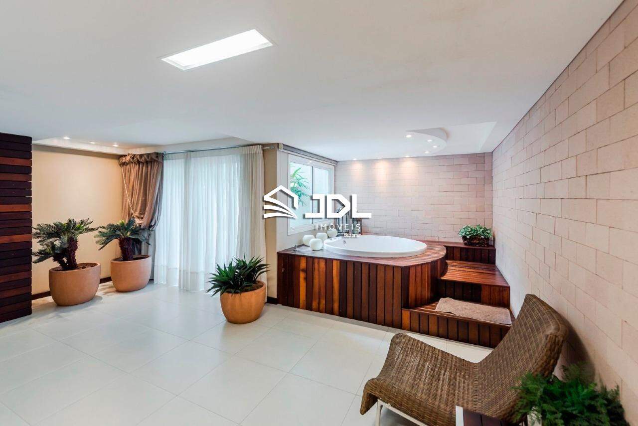 Apartamento à venda no bairro Victor Konder: 