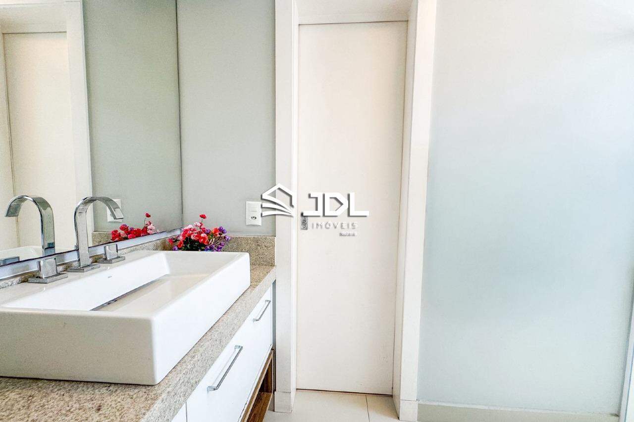 Apartamento à venda no bairro Victor Konder: 