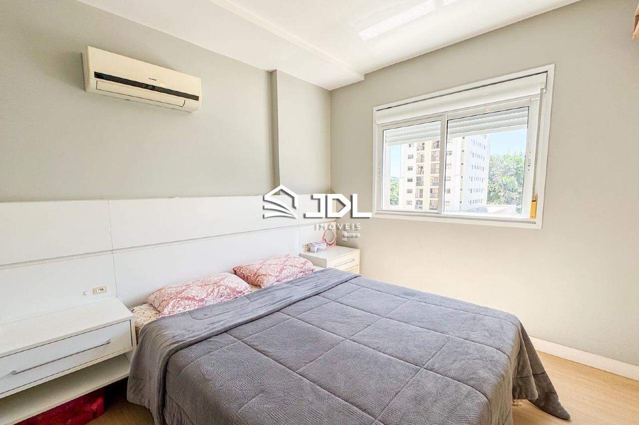 Apartamento à venda no bairro Victor Konder: 