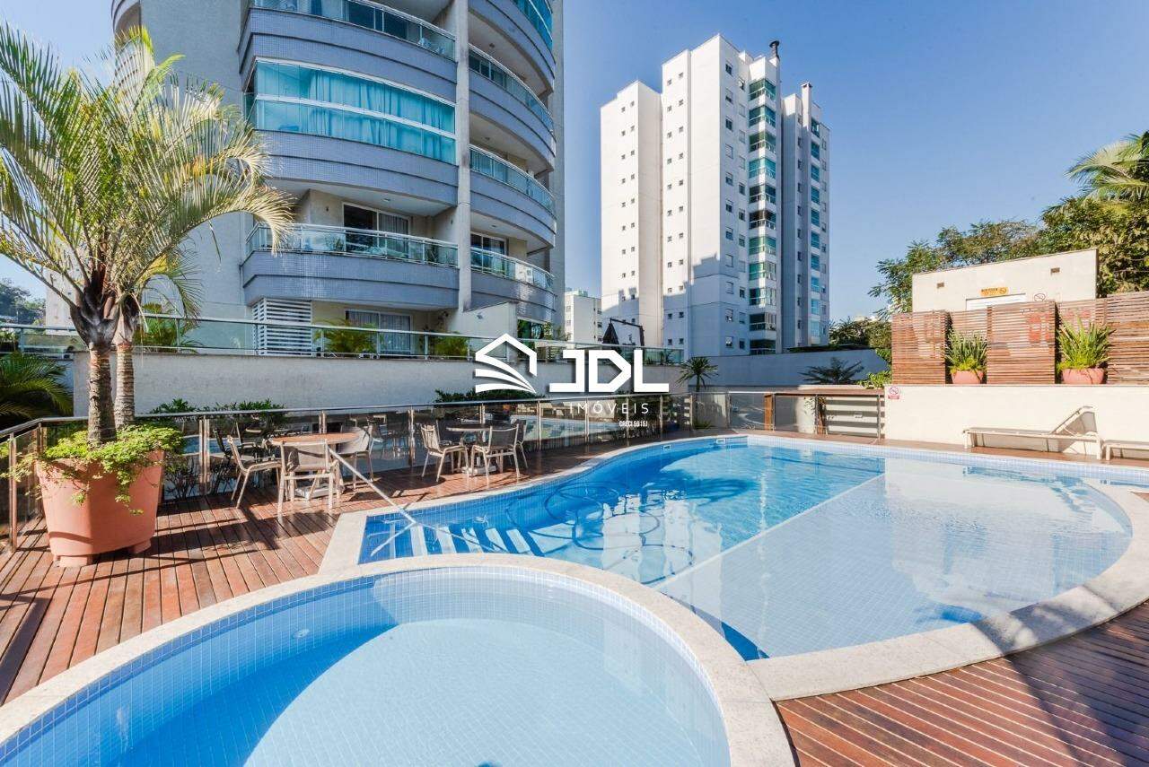 Apartamento à venda no bairro Victor Konder: 