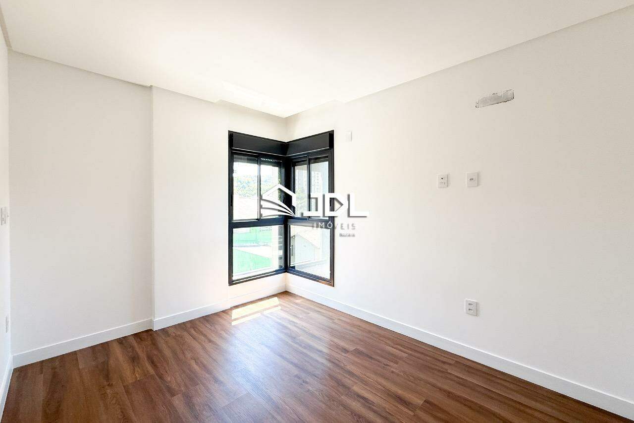 Apartamento à venda no bairro Victor Konder: 