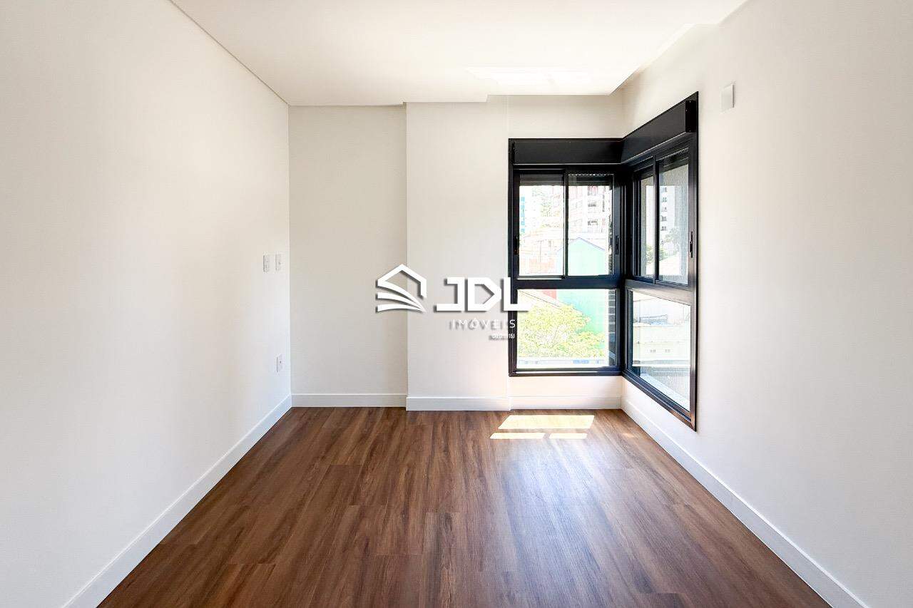 Apartamento à venda no bairro Victor Konder: 