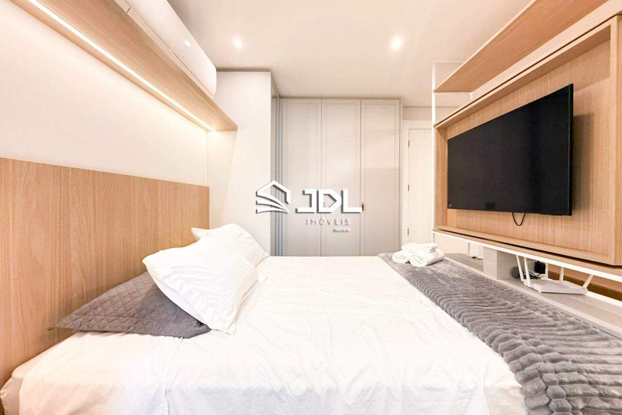 Apartamento à venda no bairro Centro: 