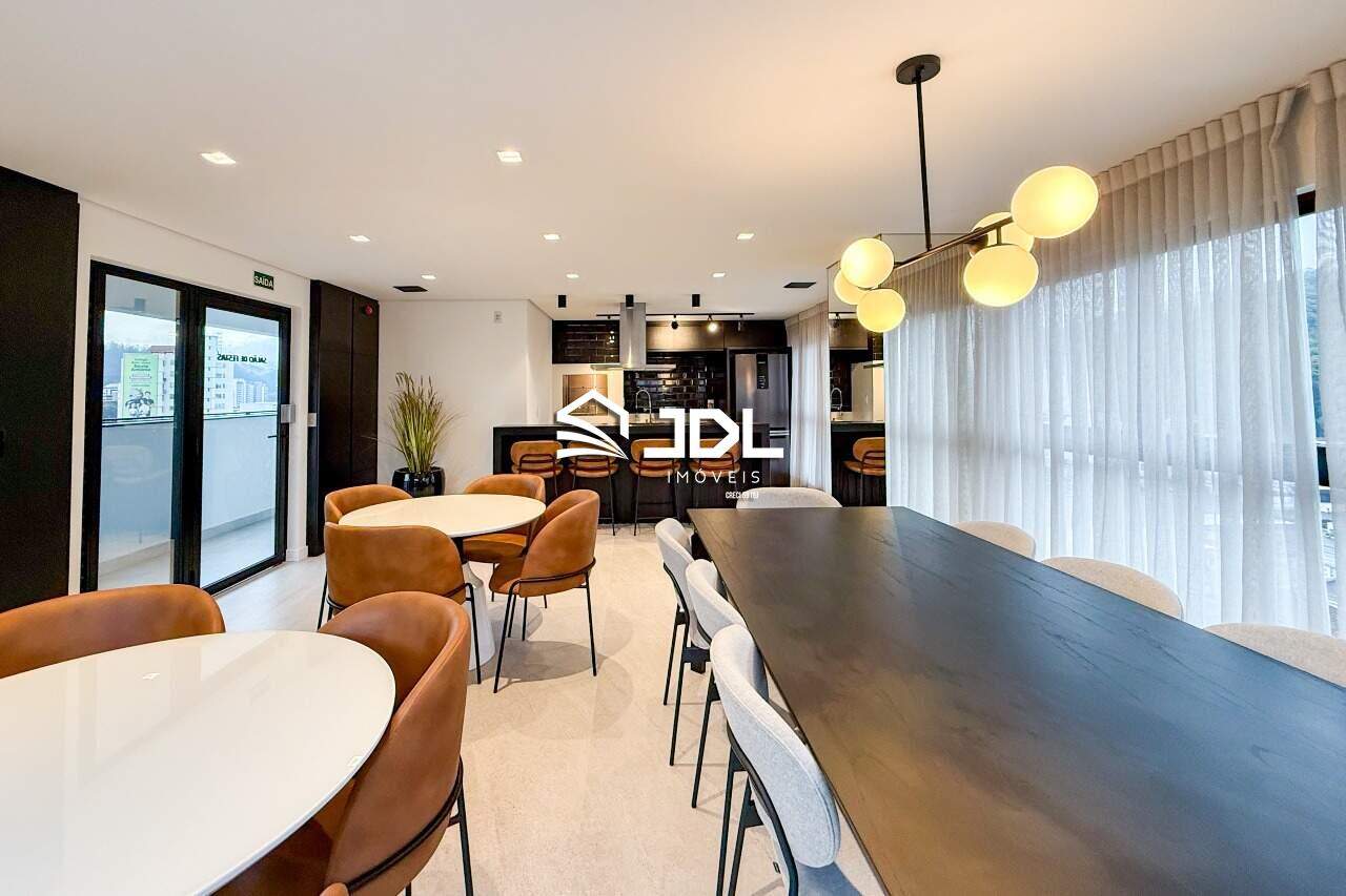 Apartamento à venda no bairro Centro: 