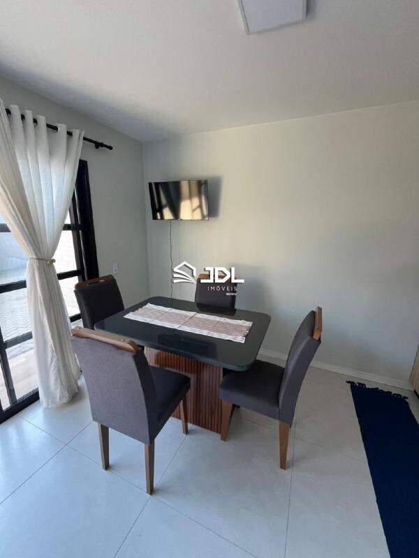 Casa à venda no bairro Centro: 