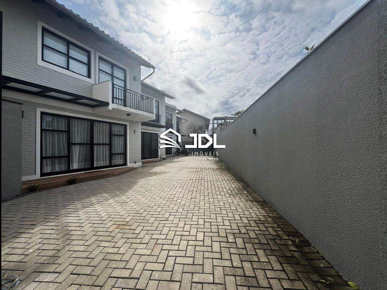 Casa à venda no bairro Centro: 