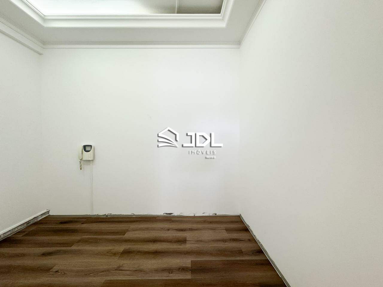 Sala à venda no bairro Centro: 