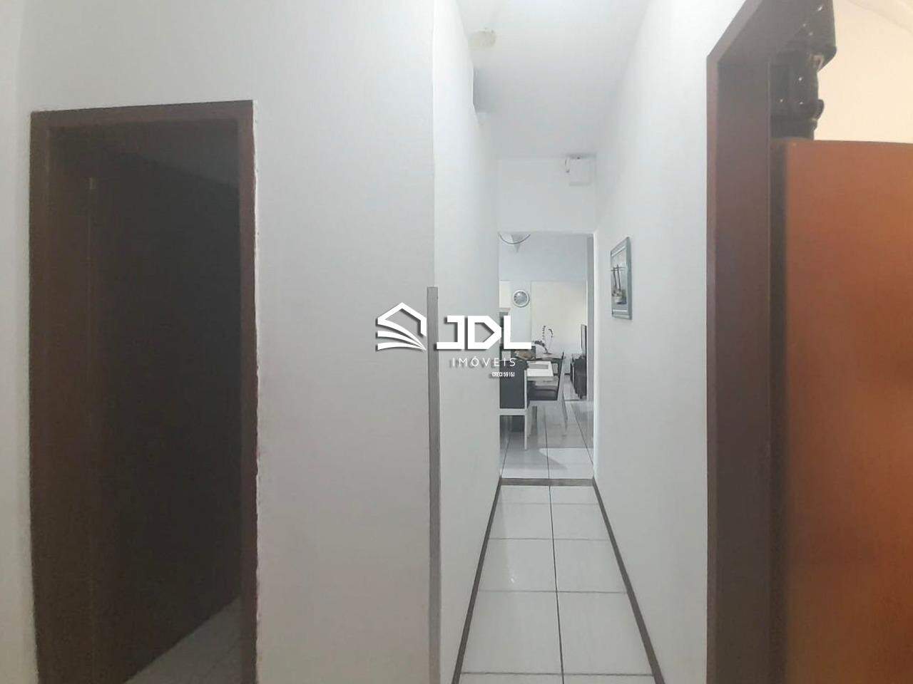 Casa à venda no bairro Centro: 