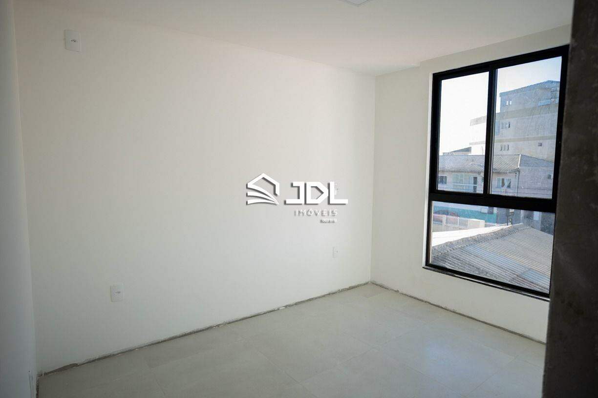 Apartamento à venda no bairro Tabuleiro: 