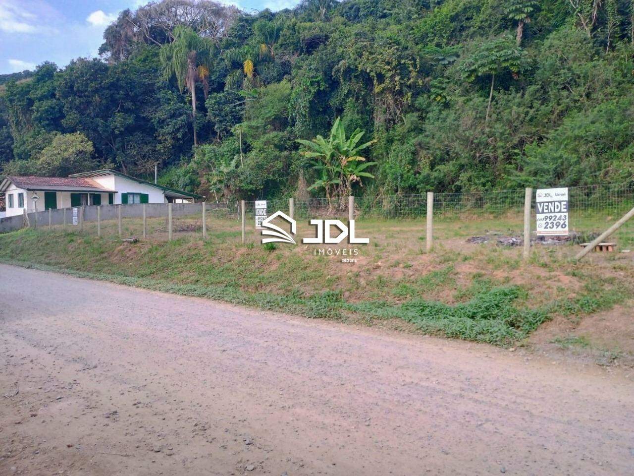 Terreno à venda no bairro Armação: 