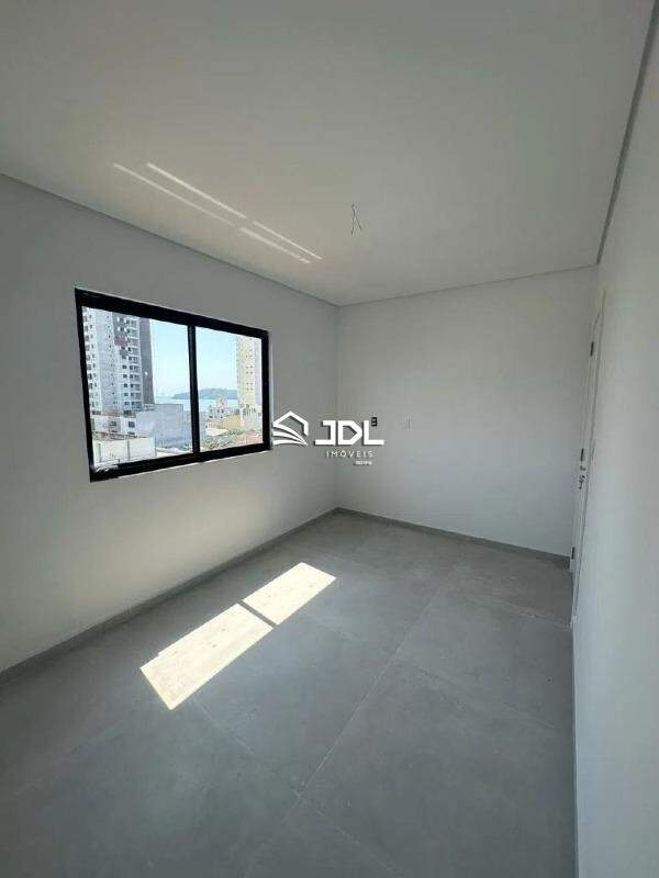 Apartamento à venda no bairro Centro: 