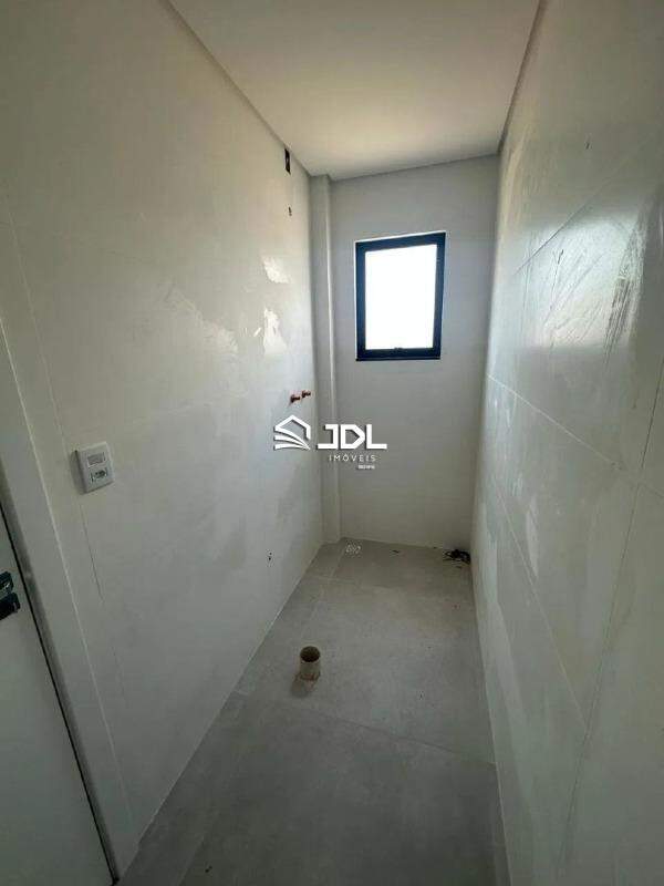 Apartamento à venda no bairro Centro: 