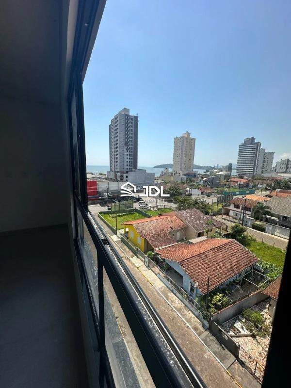 Apartamento à venda no bairro Centro: 