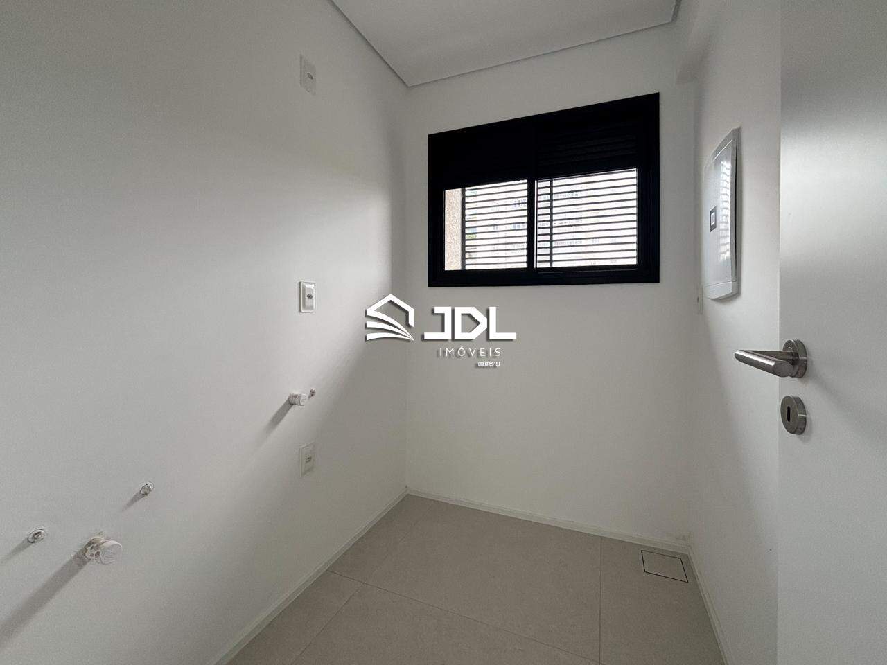 Apartamento à venda no bairro Jardim Blumenau: 