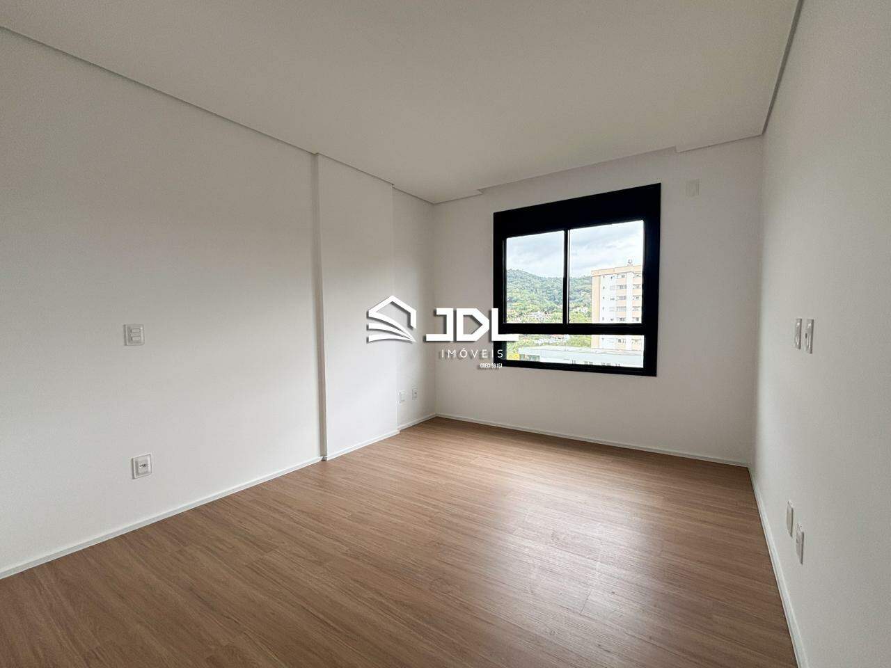 Apartamento à venda no bairro Jardim Blumenau: 