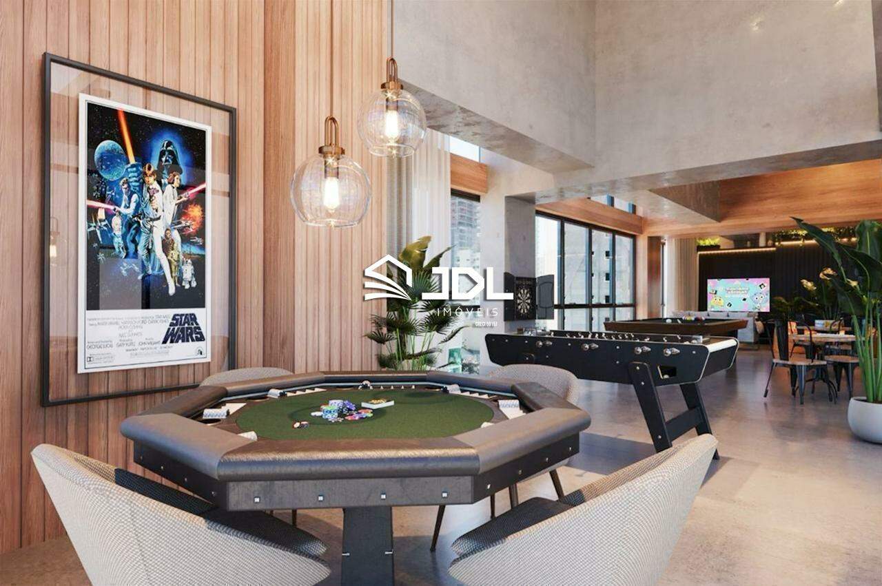 Apartamento à venda no bairro Meia Praia: 