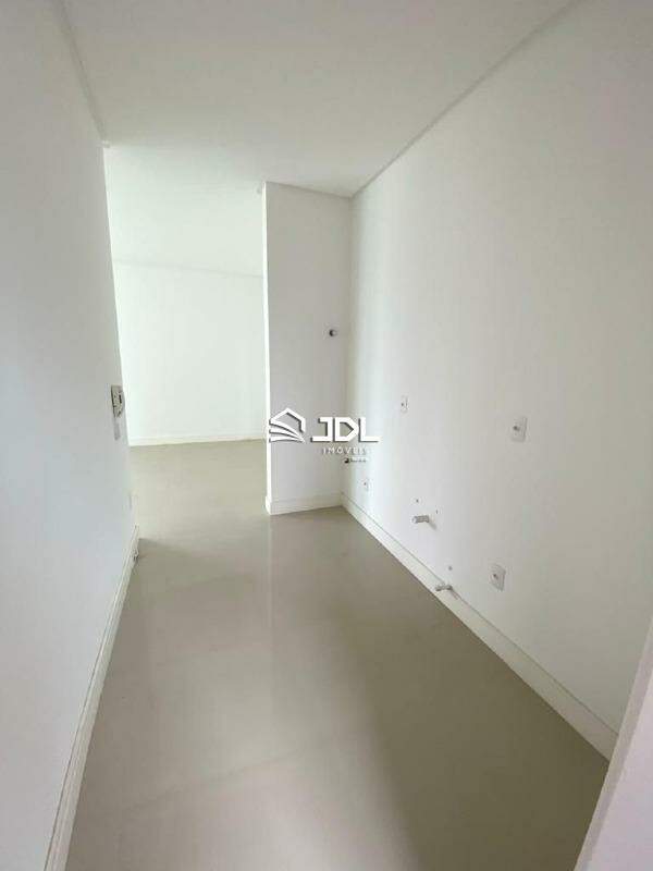 Apartamento à venda no bairro Centro: 