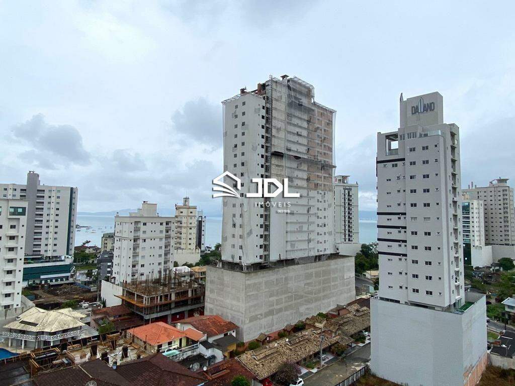 Apartamento à venda no bairro Centro: 